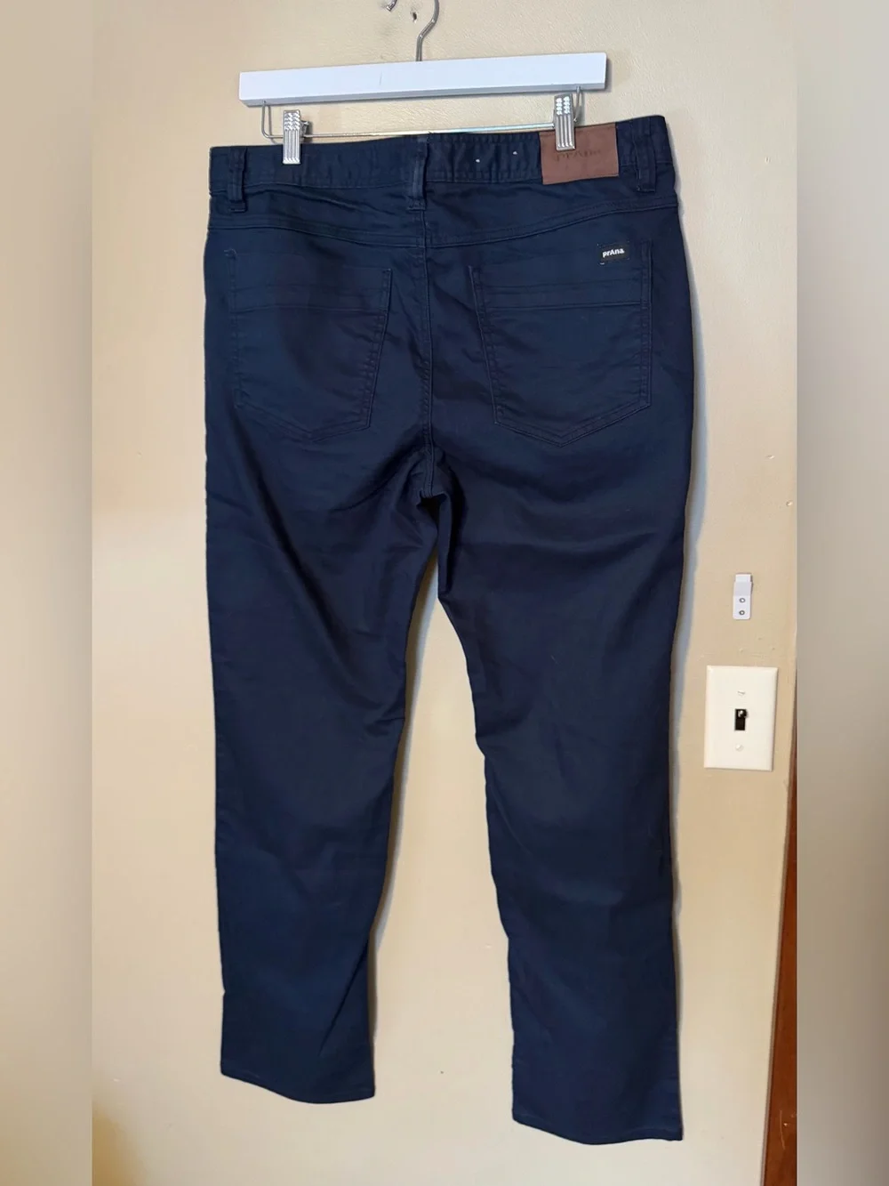 Prana Men’s Bridger Slim Straight Jeans - Navy